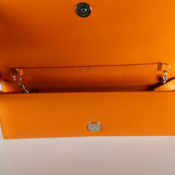 Envelope Clutch Cobra & Turtle Design - Picture 2 of 2